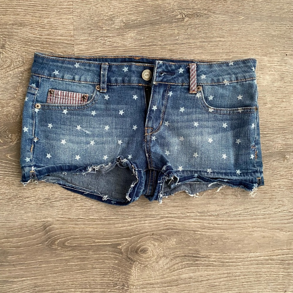 Aeropostale star print shorty short size 2